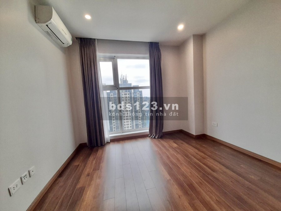 Cho thuê căn hộ cao cấp 154m2, 3PN, đủ đồ tại L3 The Link Ciputra. Giá 46 triệu/tháng