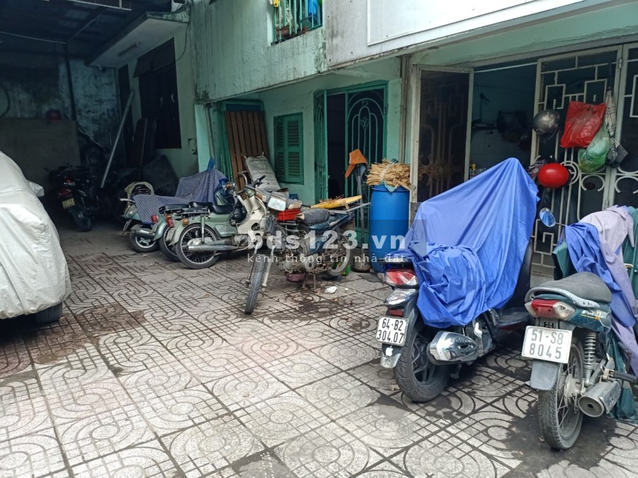Nhà nguyên căn mặt tiền cho thuê giá rẻ cửa hậu giá cho thuê 13 triệu/tháng, khu an ninh