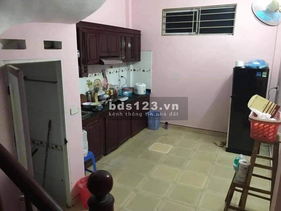 Diện tích lớn giá nhỏ, bán nhà phố Kim Giang giá 3.3 tỷ thương lượng, lh 09988071498