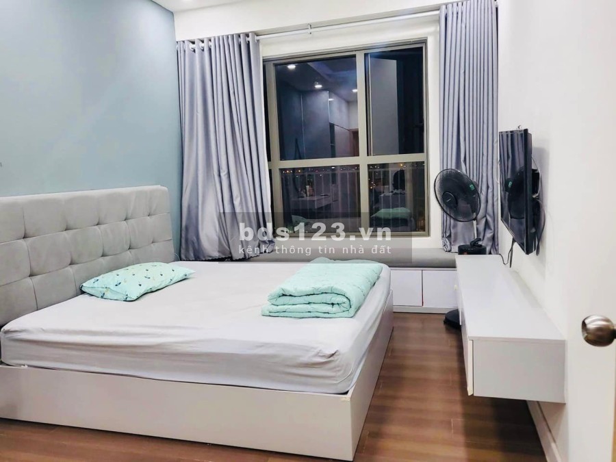 Bán nhanh căn hộ 2PN full nội thất đẹp The Sun Avenue giá bán 4.27 tỷ, bao hết