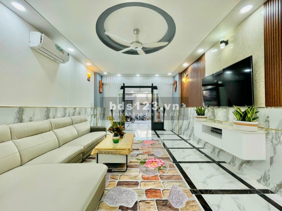 Bán 2 căn mặt tiền Gò Vấp, hỗ trợ vay ngân hàng, diện tích 68m2, giá bán 11.5 tỷ, tặng nội thất