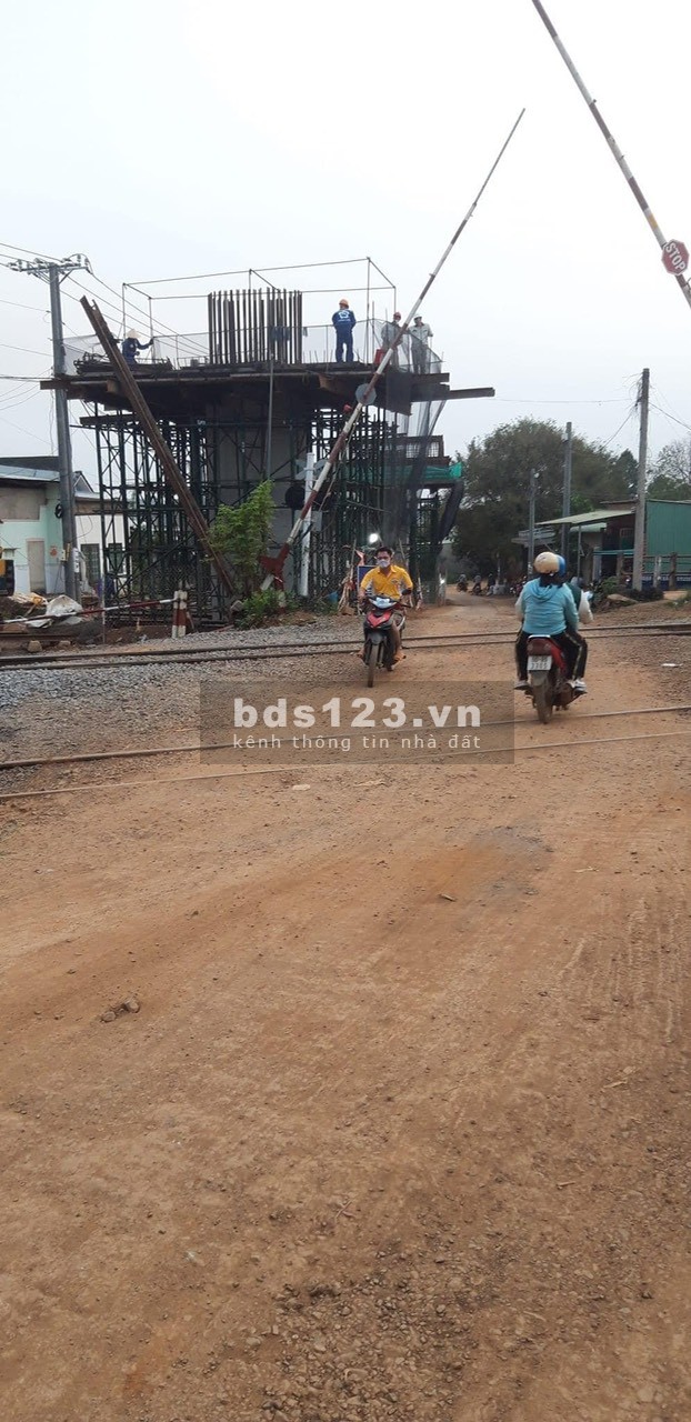 Bán đất khu công nghiệp bàu Xéo chỉ với hơn 300 triệu/lô, pháp lý chính chủ, tiện ích đủ
