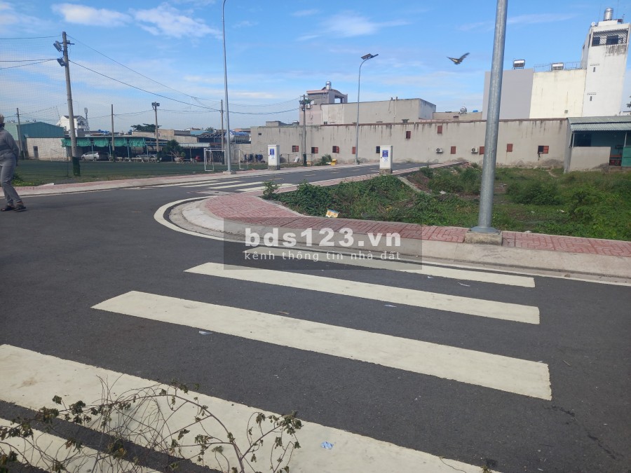 Bán đất nền giá rẻ sổ hồng trao tay phường Bình Hưng Hòa B Quận Bình Tân hỗ trợ vay