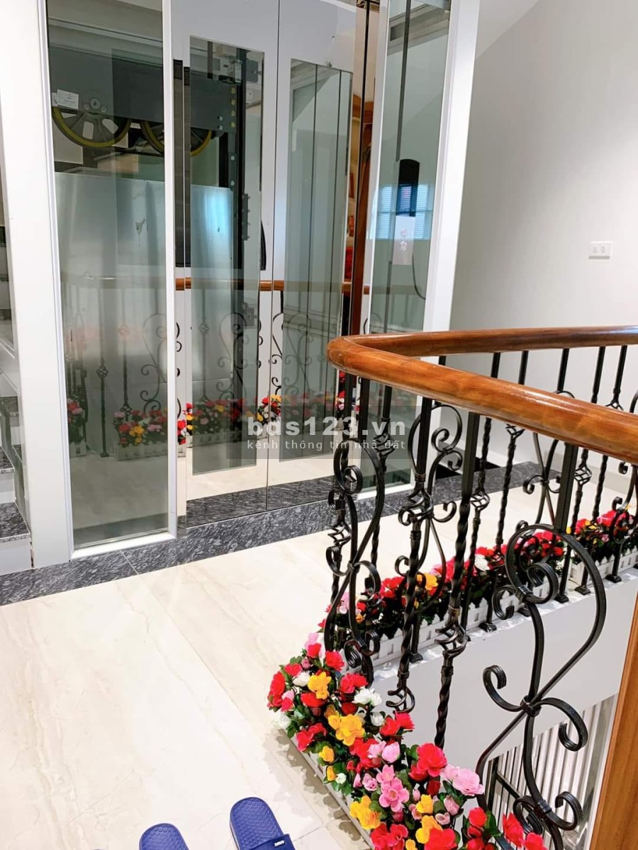 Chính chủ cần bán gấp nhà hiếm đẹp mặt phố cổ, 7 tầng thang máy, ô tô, giá chỉ 2x tỷ