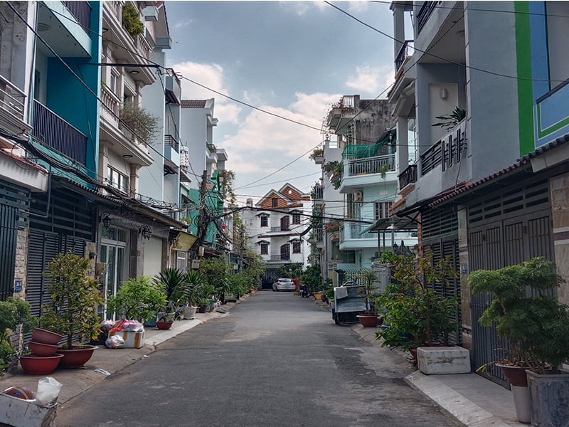 Bán nhà đường 51 Gò Vấp, 3 tầng vuông vức, 4x13.2m , xe hơi vào trong, khu nhà đẹp, chỉ nhỉnh 6 tỷ.