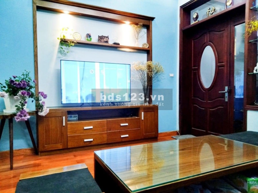 Nhà Giải Phóng Hoàng Mai, ô tô vào nhà kinh doanh diện tích 65m2, mt 4m, 4 tầng đúc, nhỉnh 6 tỷ
