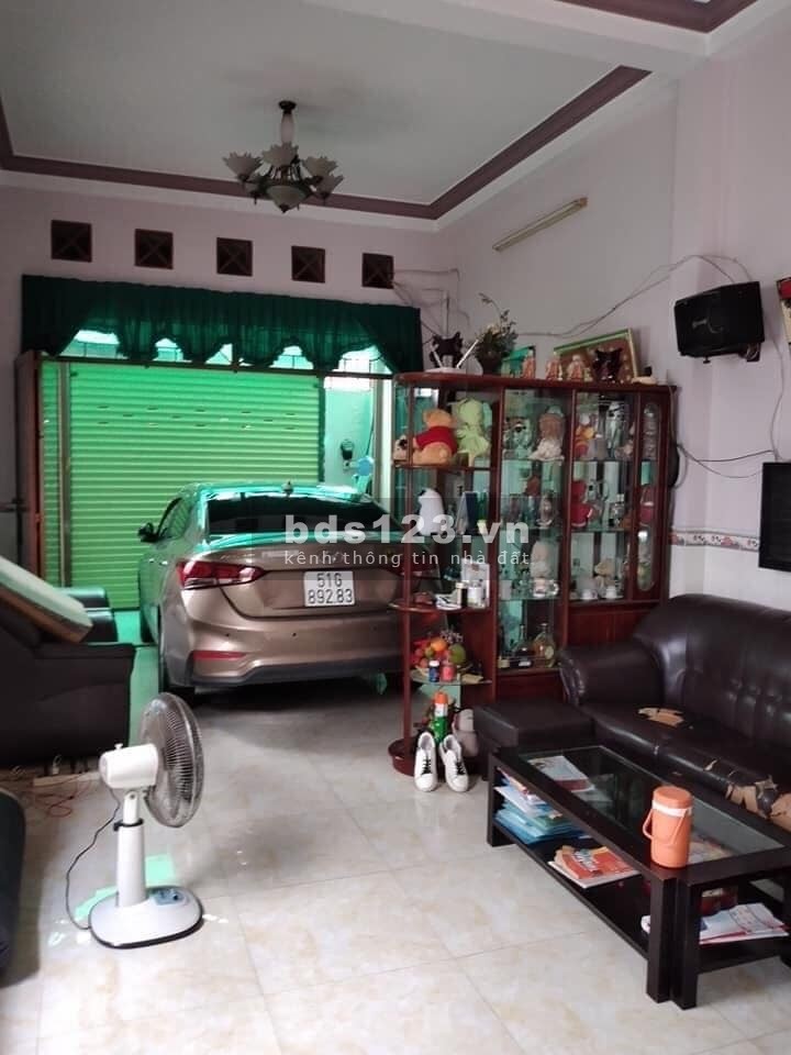 Xe hơi ngủ trong nhà diện tích 60m2 Phường 15 Quận Tân Bình giá bán chỉ nhỉnh 5 tỷ