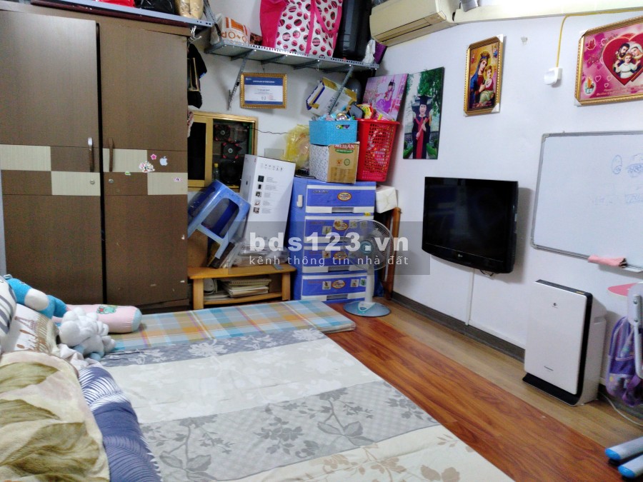 Cực hiếm! Nhà cấp 4 có gác xép diện tích 22m2, nhà mặt ngõ, ô tô đỗ cửa, Lĩnh Nam