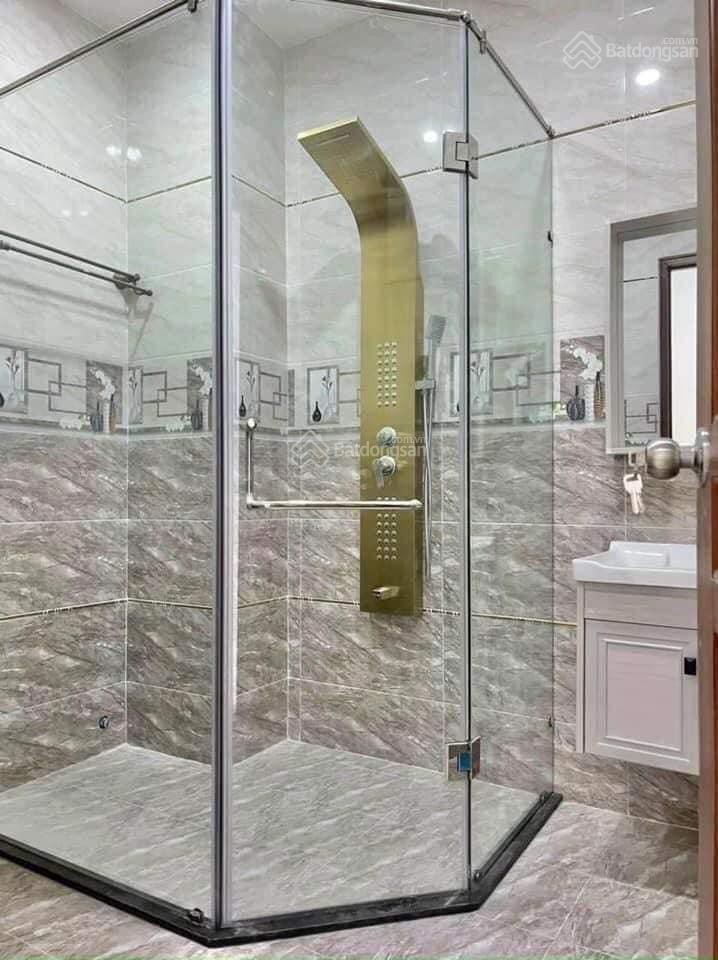Chỉ hơn 4 tỷ có ngay mặt tiền kinh doanh diện tích 39m2, sát Âu Cơ Quận Tân Bình, lh 0933067773
