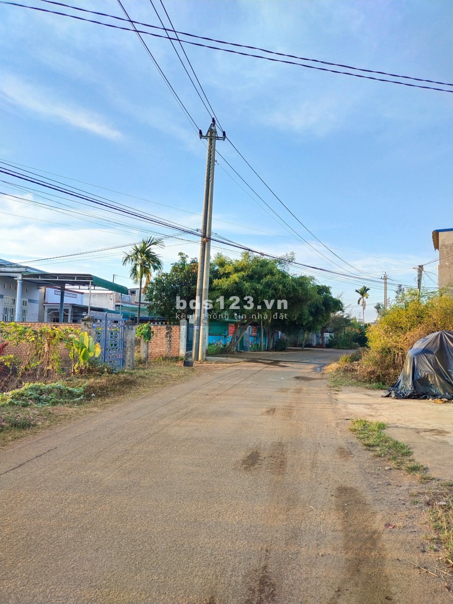 Bán đất chính chủ 10x22 m gần ngã 3 Duy Hòa TP Buôn Ma Thuột
