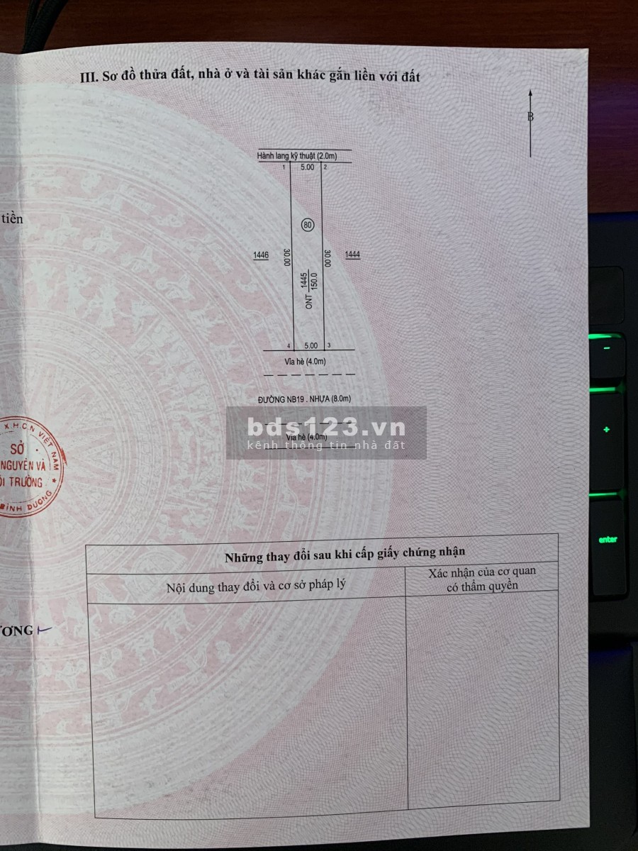 Chính chủ bán đất 10x30m Vsip 2A (lô cặp), đường thông NB19 rộng 8m, vỉa hè mỗi bên 4m