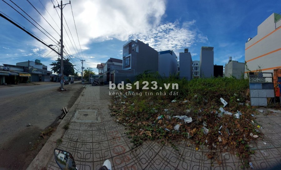 Bán đất mặt tiền đường Lò Lu Quận 9 diện tích sử dụng 83,4m2 giá bán chỉ 10,9 tỷ