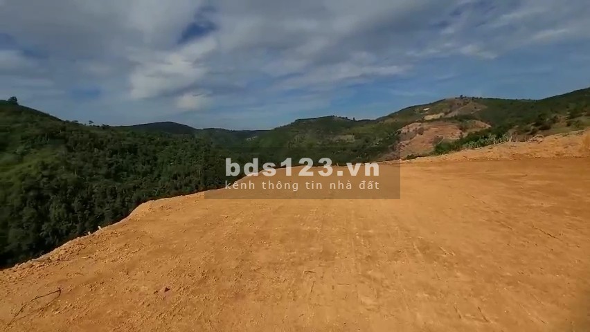 Đất view panaroma rừng nguyên sinh giá bán chỉ 13 tỷ, liên hệ 0908087672, bàn giao sổ đủ