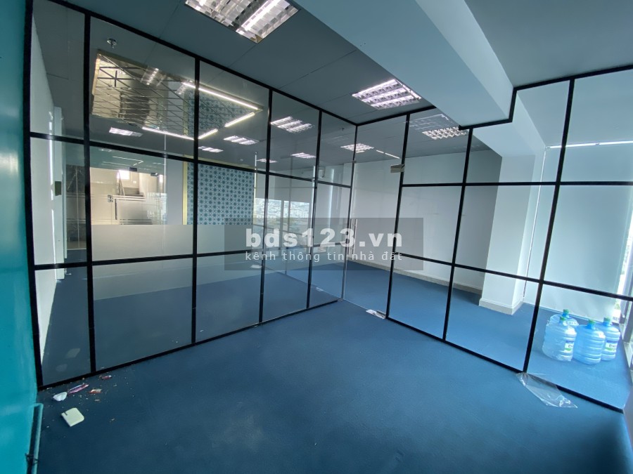 Văn phòng hot giá rẻ Quận 3 giá cho thuê chỉ 20 triệu/tháng diện tích sử dụng 85m2