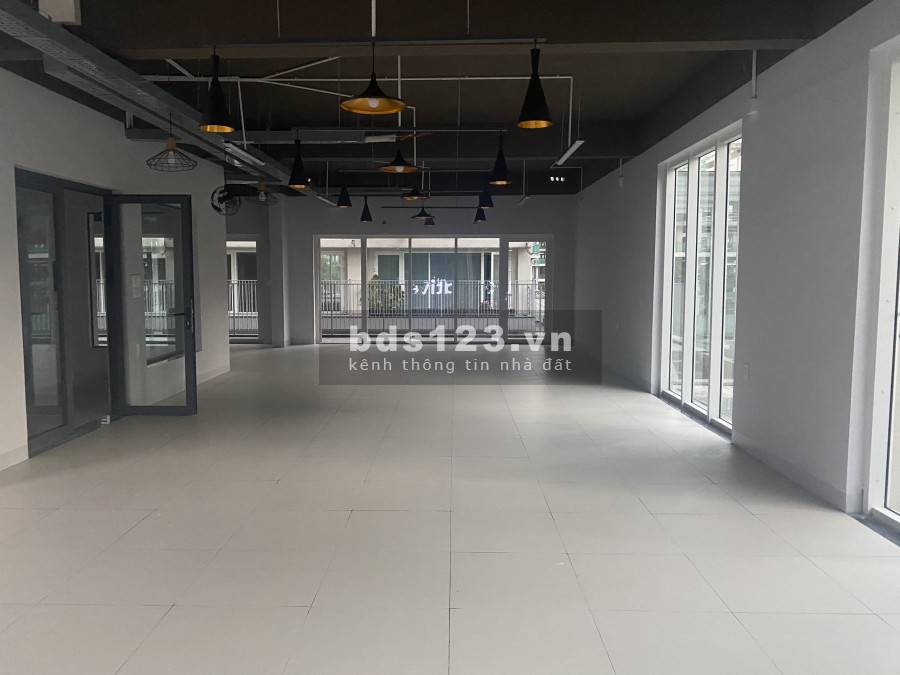 Cặp shop Saritown đã hoàn thiện cần cho thuê khu tiện ích đẳng cấp, vị trí đắc địa, an ninh