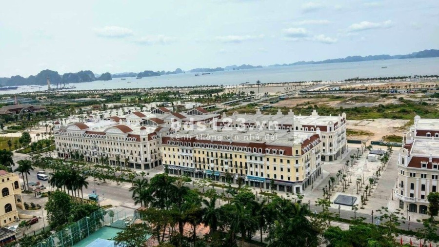 Chính chủ cần bán nhanh Shophouse Sun Europe áp góc liên hệ xem 0979425146