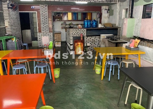Cho thuê mặt bằng diện tích 6.5x16 mặt tiền đường Trần Xuân Soạn, giá 18 triệu/tháng,
