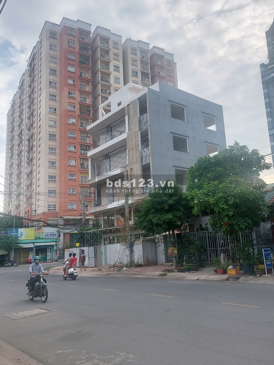 Cho thuê mặt bằng ngay Góc Ngã 3 Trương Đình Hội - Phạm Đức Sơn lh 0902698215