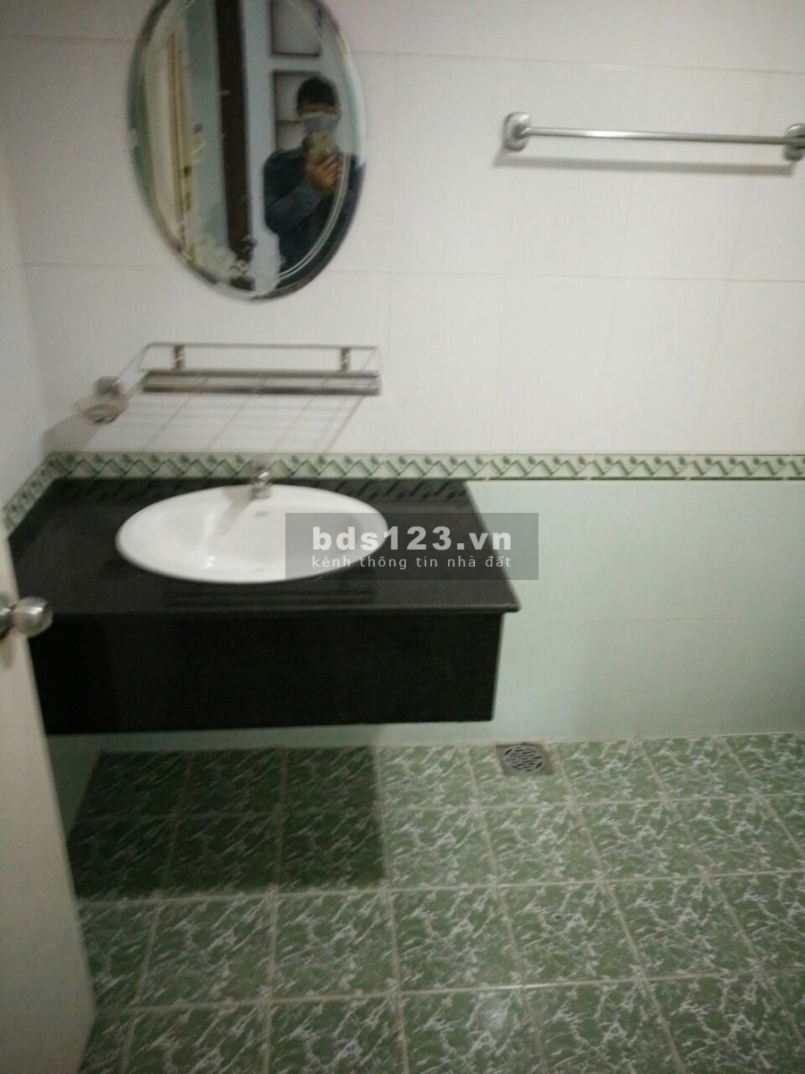 Cần cho thuê nhà mặt phố 270 Đường Cao Lỗ, P4, Q8 chính chủ (nhà mới tinh luôn nhé)