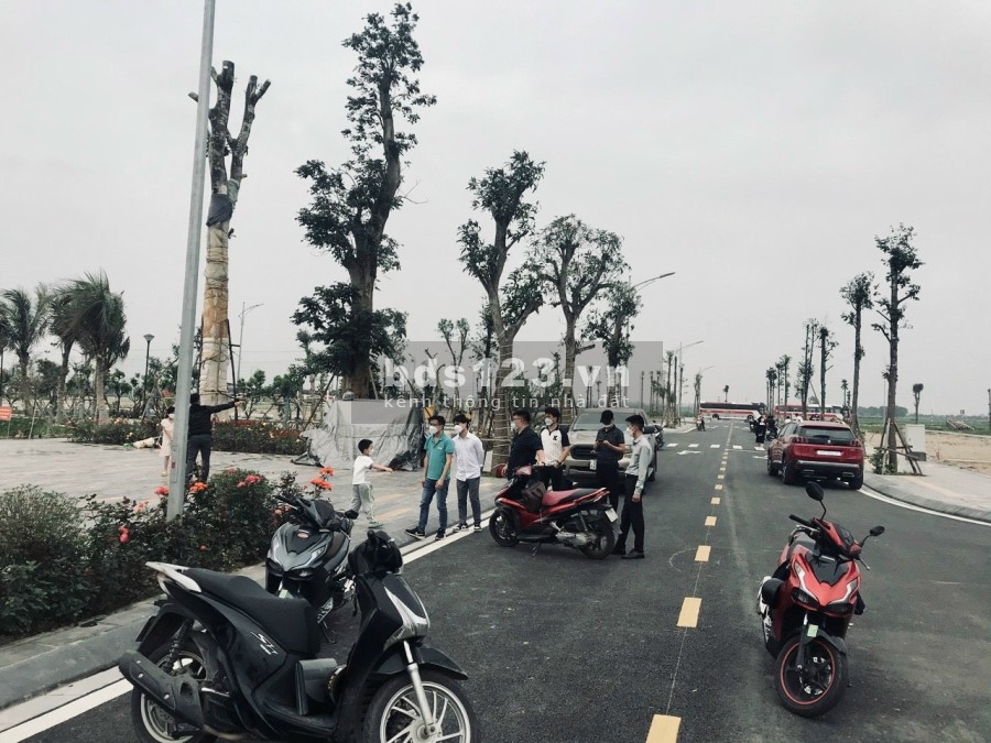 Bán cắn Shophouse gần chùa Phật tích, Tiên Du, Bắc Ninh, sở hữu lâu dài, giá tốt đầu tư