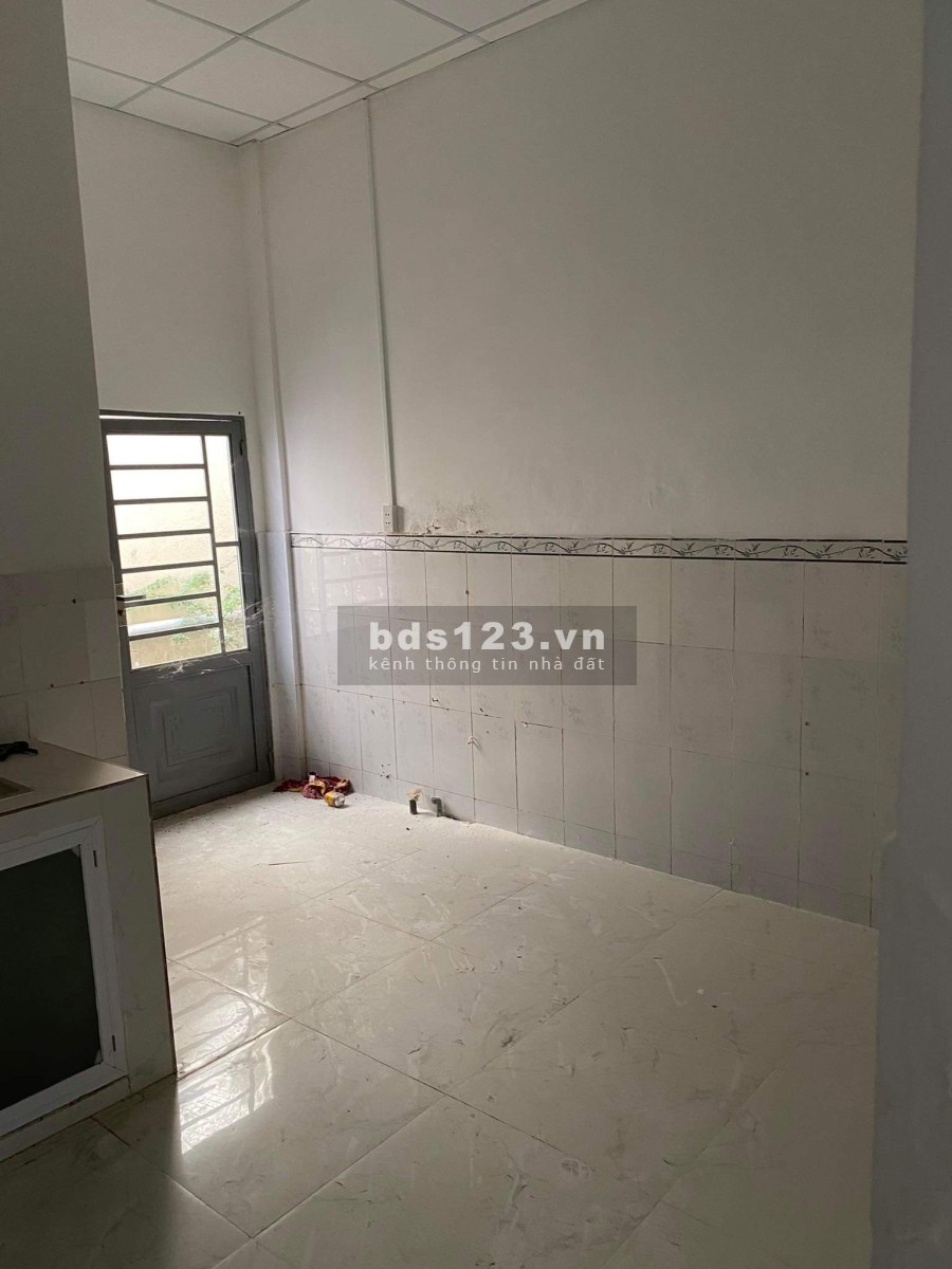 Cho thuê Nhà mặt tiền đường số Khu chợ Tân Mỹ giá 12 triệu/thang, vị trí trung tâm, giá tốt