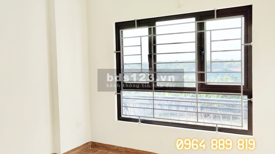 Bán nhà nguyên căn 1.3 tỷ khu vực Phụng Châu gàn bến xe Yên Nghĩa, liên hệ 0964889819