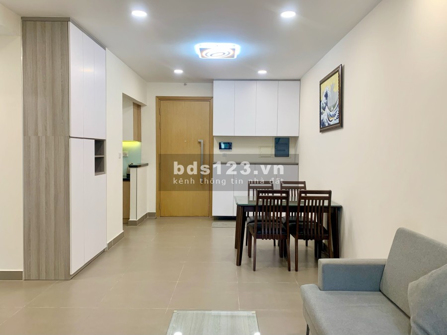 Cho thuê căn hộ 2 phòng ngủ có sẵn đầy đủ nội thất xịn xò, chung cư Vista Verde giá tốt