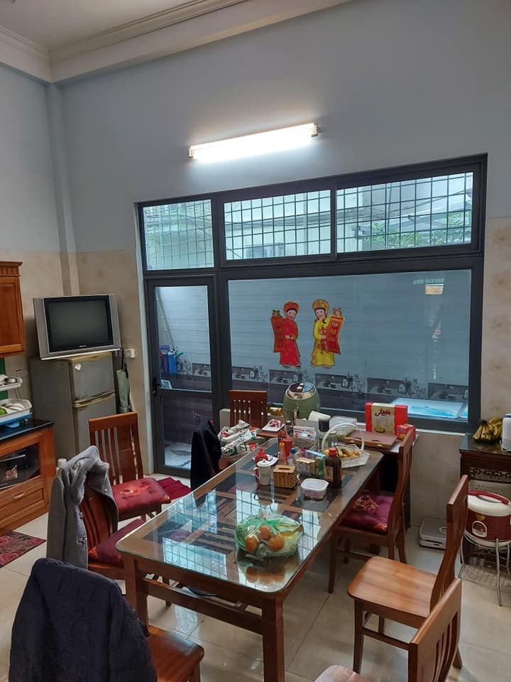 Bán nhà Kiến Hưng Quận Hà Đông 5 tầng, dtsd 32m2 3PN SĐCC cực đẹp, giá chỉ 2,4 tỷ