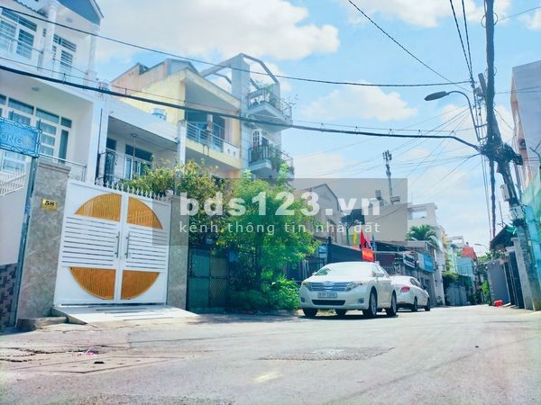Bán nhà Lê Quang Định phường 1, Quận Gò Vấp, giá 6.9 tỷ, dt 4x11m2, 4 tầng, xe hơi đậu cửa