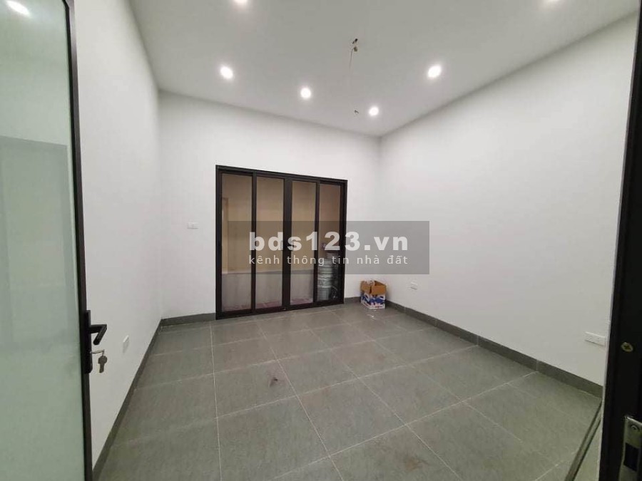 Cho thuê văn phòng khu vực Lãng Yên Quận Hai Bà Trưng, liên hệ 0348181173