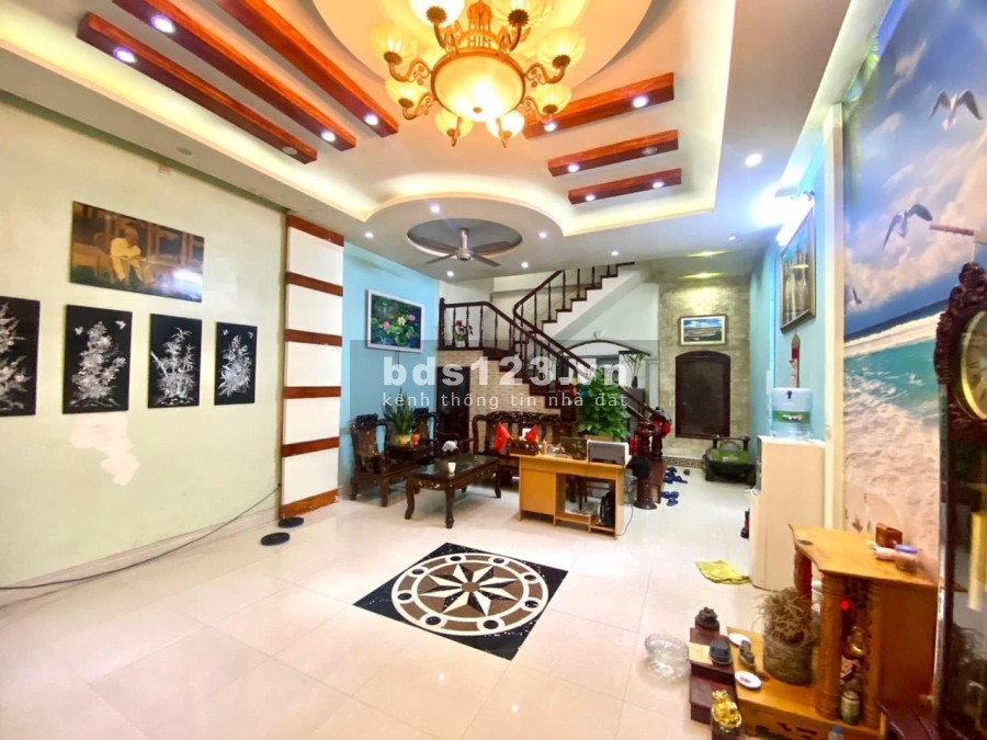 Bán nhà Sài Đồng Long Biên, nhà thiết kế hợp lý, diện tích 65m2, mặt tiền 5m, lh 0869955892