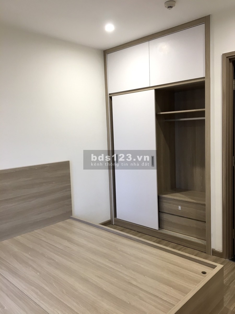 Chính chủ cho thuê 3PN 2WC chung cư Vinhomes Ocean Park, full đồ, 10triệu/th. LH 0886541988(zalo)