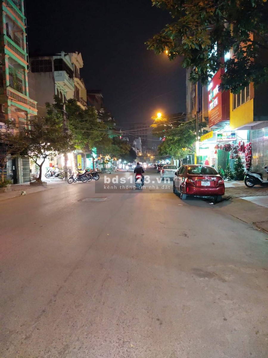 Bán nhà mặt phố Nguyễn Viết Xuân, kinh doanh đỉnh, diện tích 35m2 giá bán 3.8 tỷ
