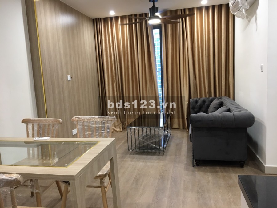 Chính chủ cho thuê 3PN 2WC chung cư Vinhomes Ocean Park, full đồ, 10triệu/th. LH 0886541988(zalo)