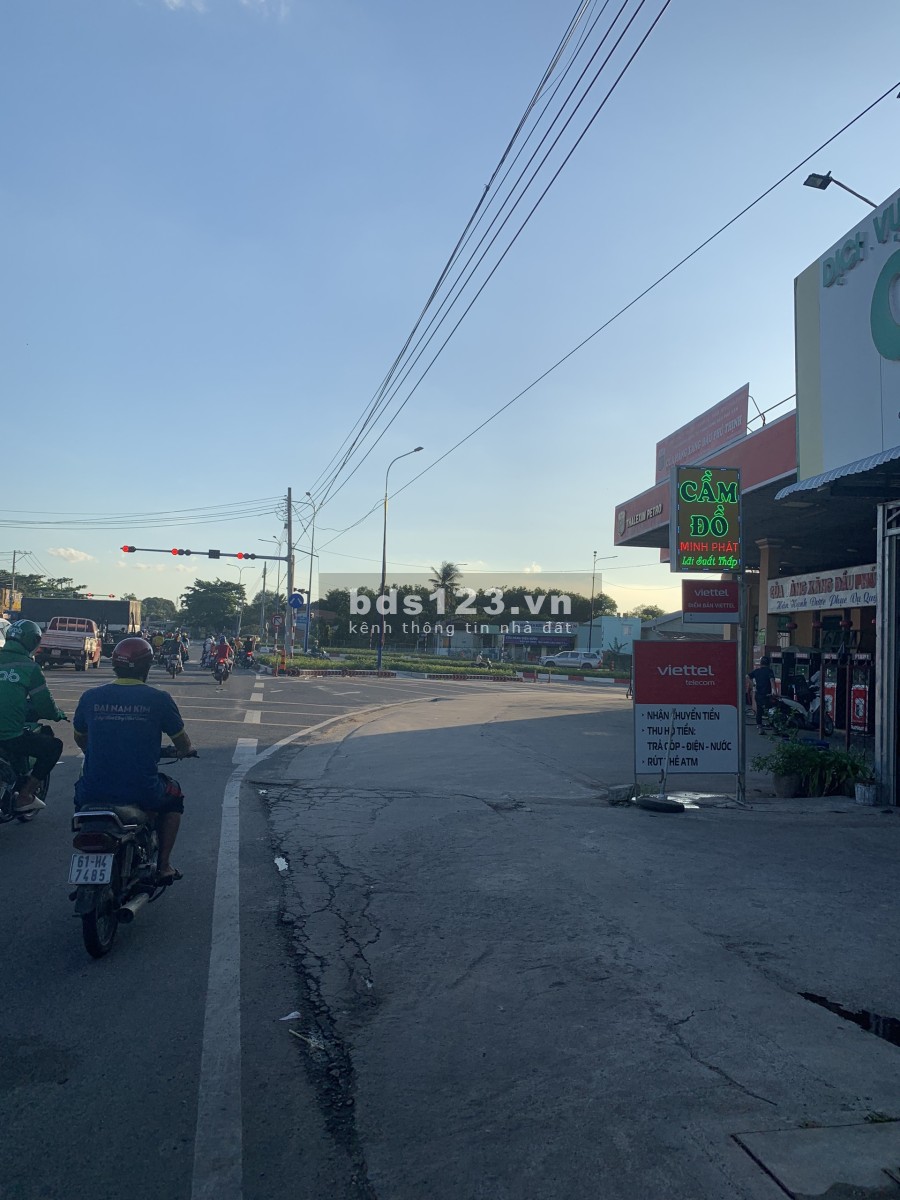 Bán nhanh lô đất diện tích sử dụng 100m2 tại Khu Phố 1 giáp Thủ Dầu Một,