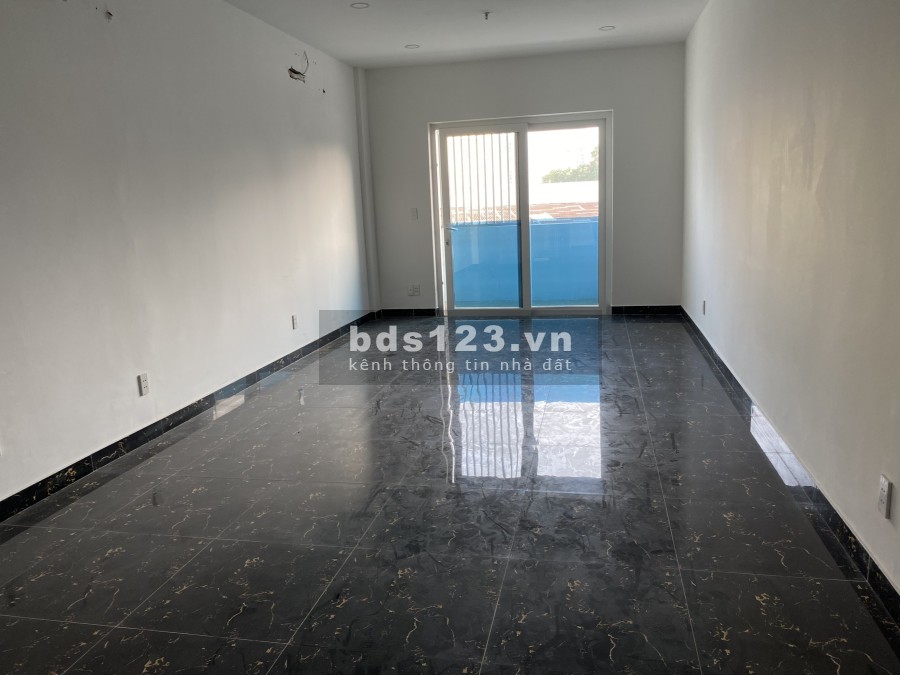 Kẹt tiền bán gấp căn shophouse Moonlight Boulevard 100m2 giá 4,3 tỷ đang có hợp đồng thuê 13tr/tháng
