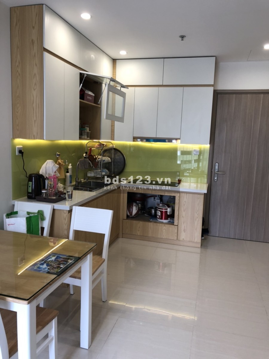 Bán căn hộ chung cư Vinhomes Ocean Park 2 pn, dt 55m2, đủ nội thất, giá 2.05tỷ bao phí