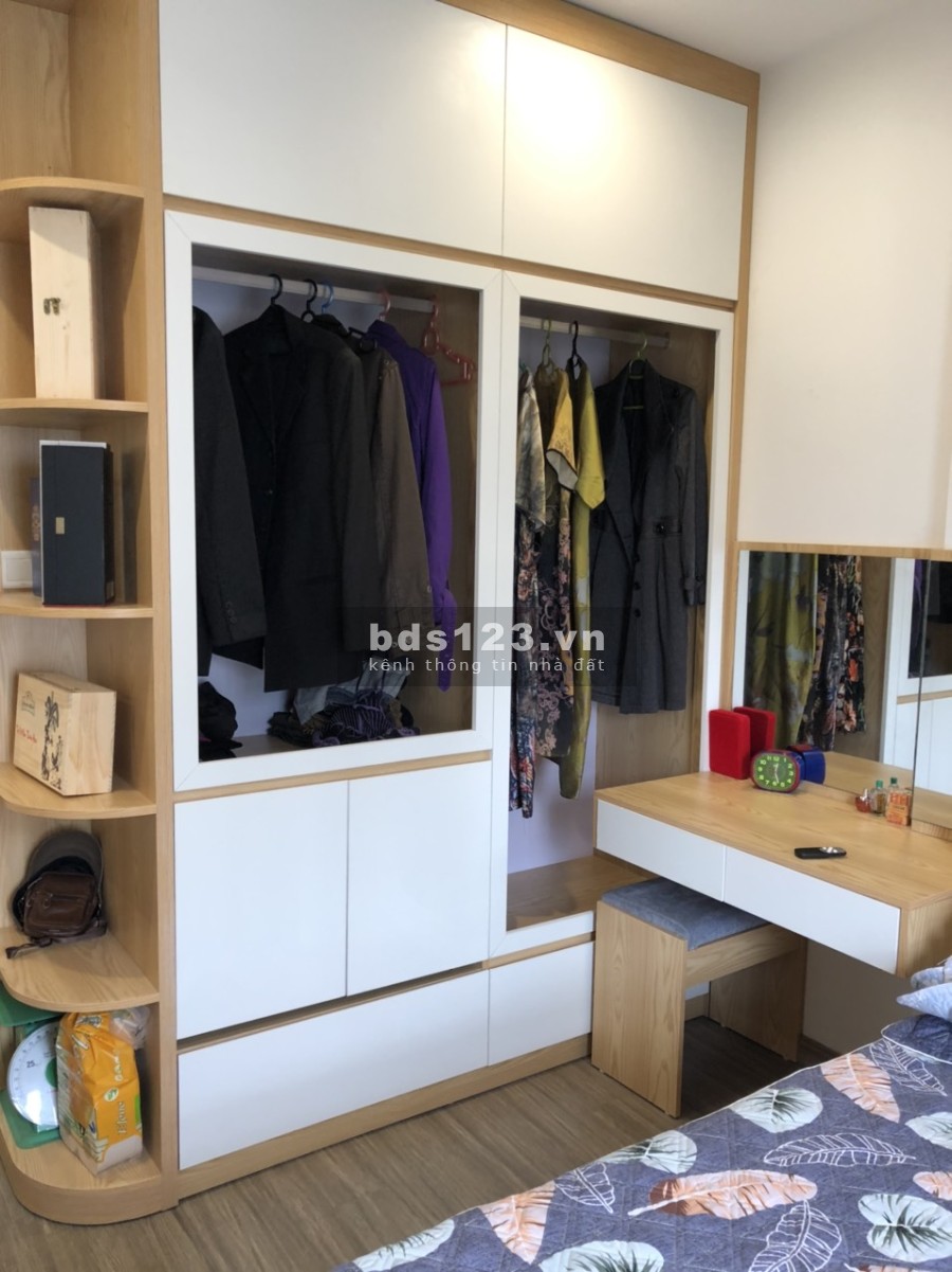Bán căn hộ chung cư Vinhomes Ocean Park 2 pn, dt 55m2, đủ nội thất, giá 2.05tỷ bao phí