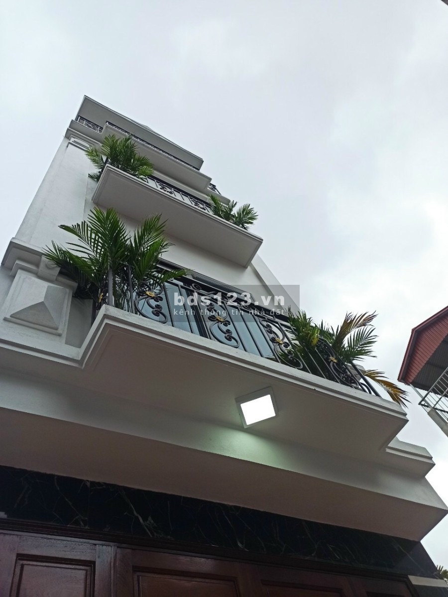 Bán nhà Vân Canh Hoài Đức, dt 35m2 5 tầng, nội thất đầy đủ gần Mỹ Đình giá bán chỉ 2.2 tỷ