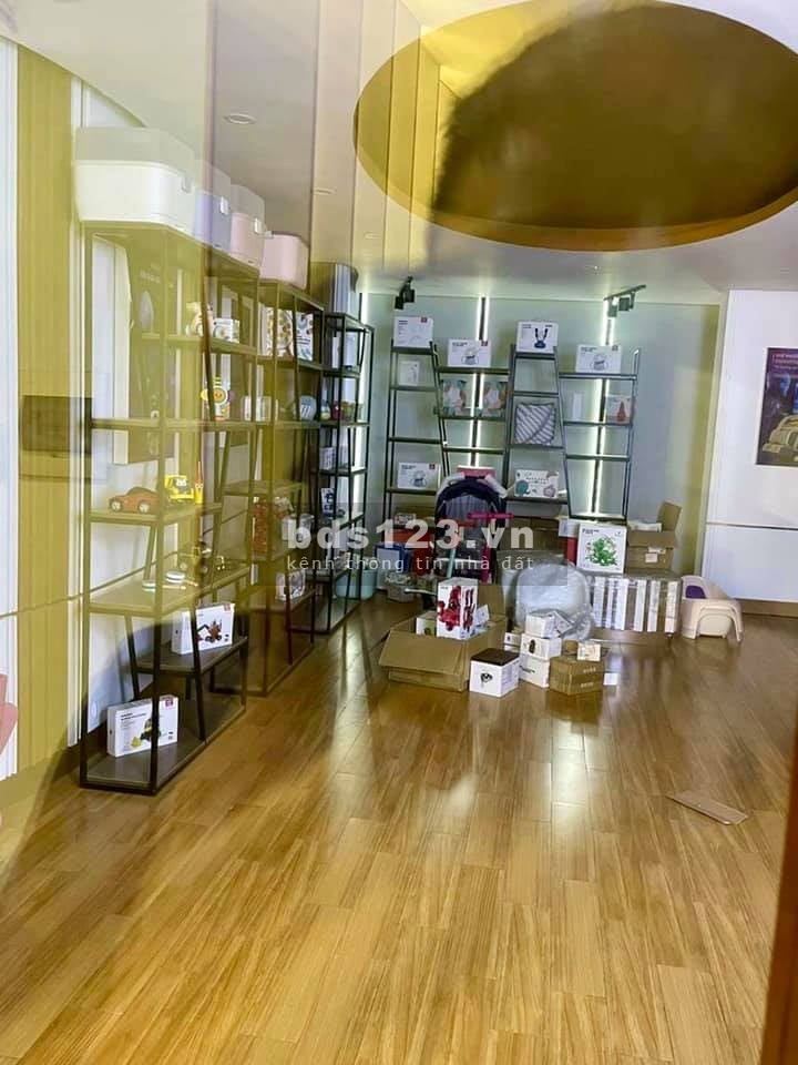 Bán nhà mặt phố Xã Đà Đống Đa, thang máy kinh doanh dt 60m2, mt 5.5m, giá nhỉnh 32 tỷ