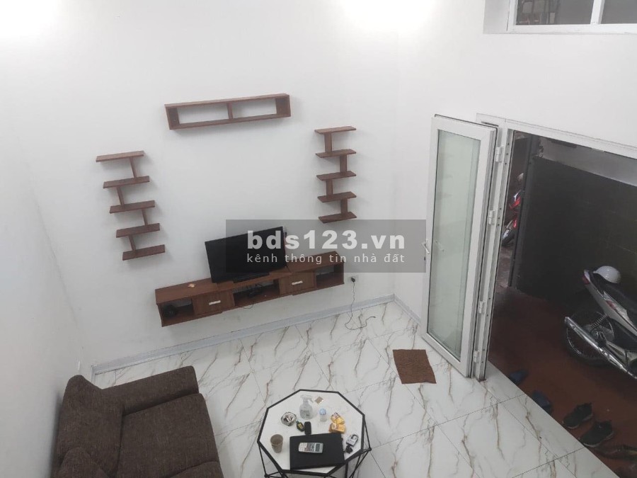 Bán nhà đẹp Quan Nhân diện tích sử dụng 50m2, 4 tầng, mặt tiền 5.2m, ngõ nông, giá chỉ 4.3 tỷ