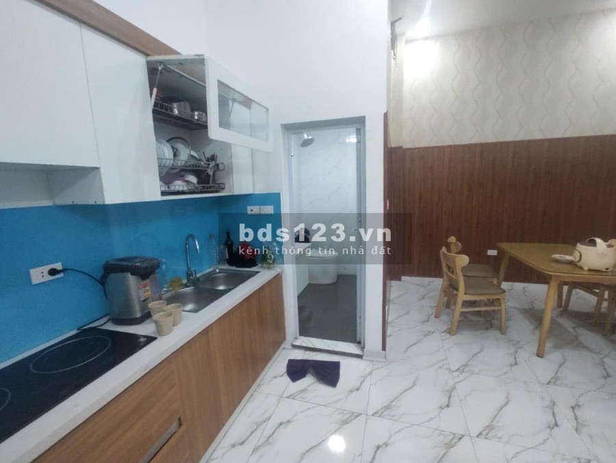 Bán nhà đẹp Quan Nhân diện tích sử dụng 50m2, 4 tầng, mặt tiền 5.2m, ngõ nông, giá chỉ 4.3 tỷ