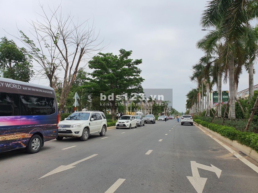 CHỈ CÒN 2 nền 5x20m đường 16m cạnh công viên 3 ha gần sân bay Long Thành, Sổ hồng riêng TT 12 tháng