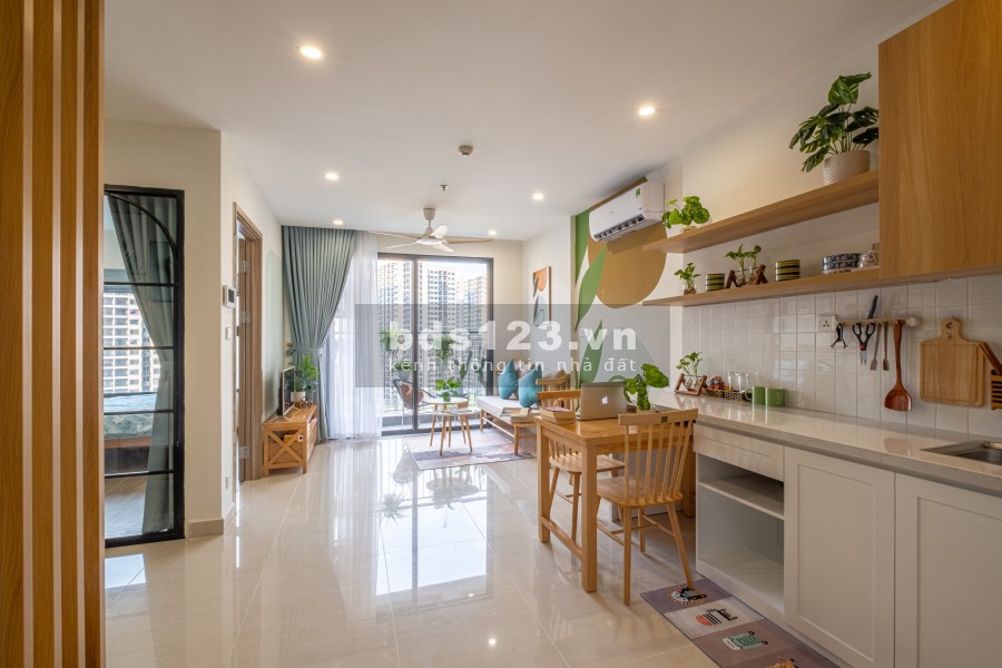 Bán căn hộ chung cư Vinhomes Ocean Park 2 pn, dt 55m2, đủ nội thất, giá 2.05tỷ bao phí