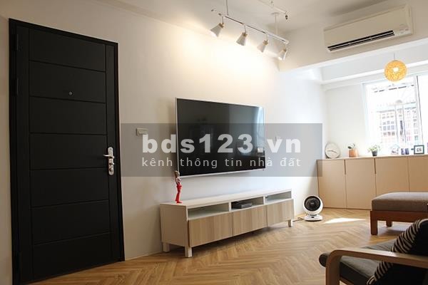 Bán nhà phố Xốm vị trí trung tâm, tiện ích bạt ngàn nhà đẹp ở luôn, sát phố, lh 0982959128