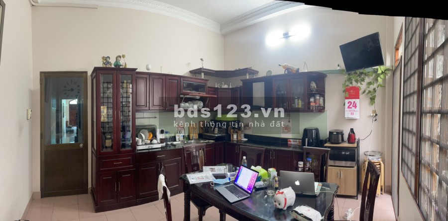 Cho thuê nhà ở Tân Bình, Trường Sơn sát sân bay 330m2 sạch sẽ, nhiều phòng, thoáng mát