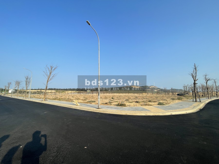 Đất nền biển, sổ riêng, Ngân hàng hỗ trợ 70% Lh: 0935321489, sở hữu lâu dài, pháp lý chuẩn