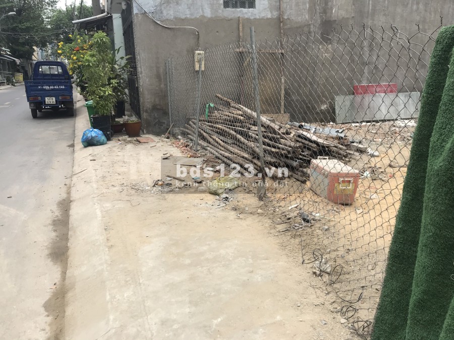 Cho thuê đất thổ cư mặt tiền đường số 17, phường 11, quận Gò Vấp. Giá tốt. Khu dân cư đông đúc