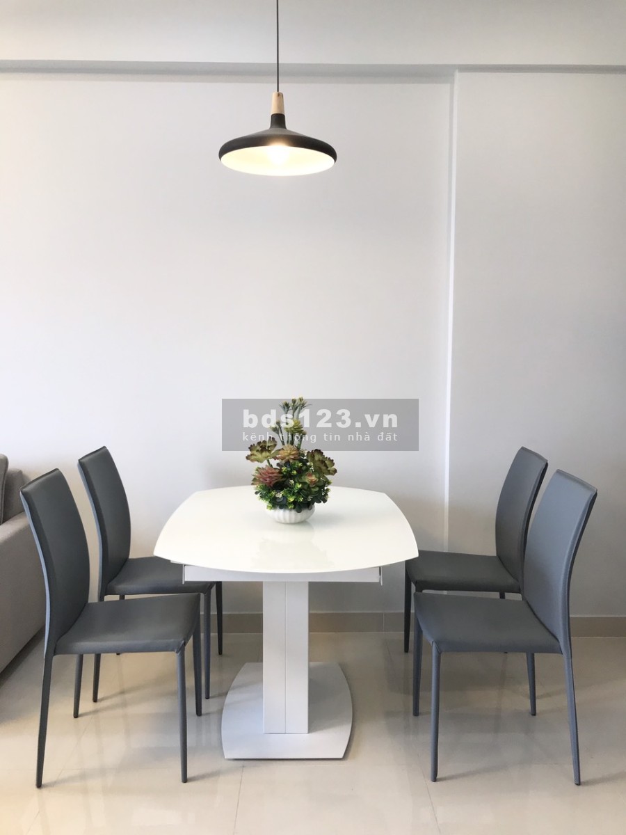 Cần cho thuê 3pn tại chung cư The Sun Avenue, full nội thất liên hệ 0931359388 Ms hà