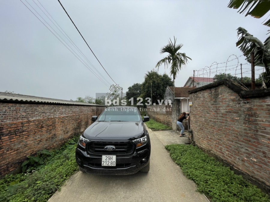 Bán đất Hoàng Văn Thụ Chương Mỹ dt 920m có 300m đất ở, đất nở hậu sẵn nhà cấp 4 chỉ việc ở